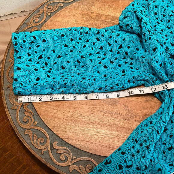 Andria Lieu Collection Short Jacket - Size L - Picture 8 of 9